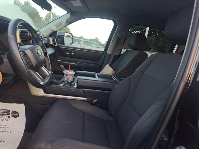 Photo of 2022 Midnight Black Metallic Toyota Tundra