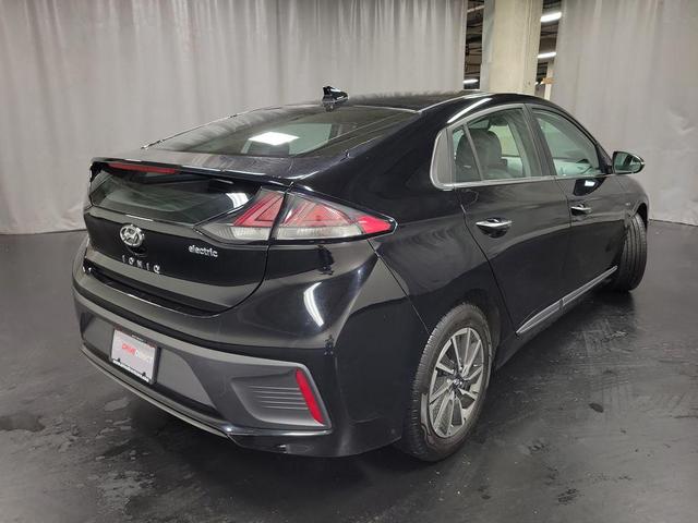 Photo of 2020 Black Noir Pearl Hyundai IONIQ EV
