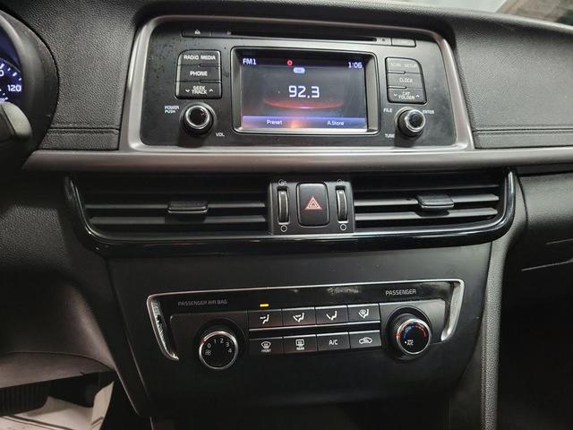 Photo of 2016 Ebony Black Kia Optima