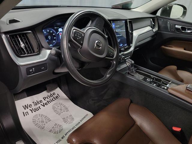 Photo of 2019 Pine Gray Metallic Volvo XC60