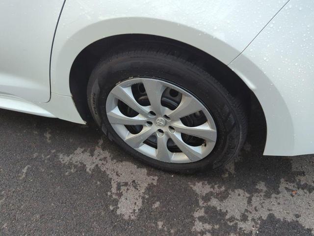 Photo of 2022 White Toyota Corolla
