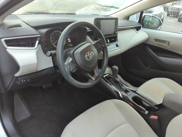 Photo of 2022 White Toyota Corolla