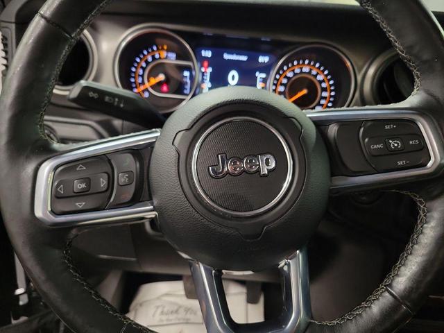 Photo of 2020 Black Clearcoat Jeep Gladiator