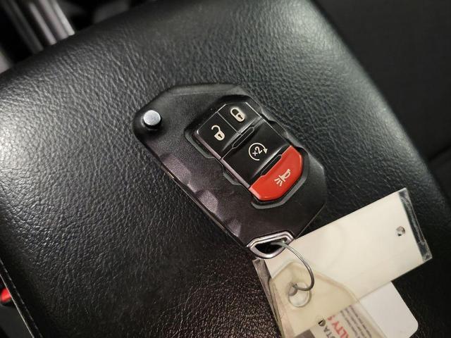 Photo of 2020 Black Clearcoat Jeep Gladiator