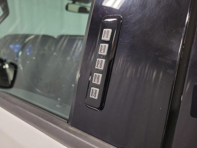 Photo of 2021 Oxford White Ford F-150