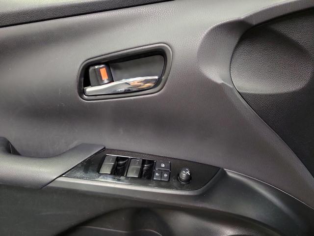Photo of 2020 Classic Silver Metallic Toyota Prius