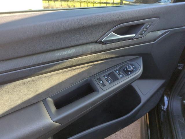 Photo of 2024 Deep Black Pearl Volkswagen Golf GTI