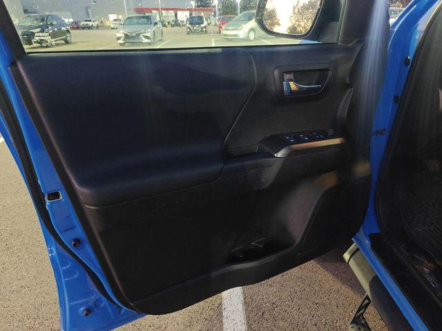 Photo of 2021 Voodoo Blue Toyota Tacoma