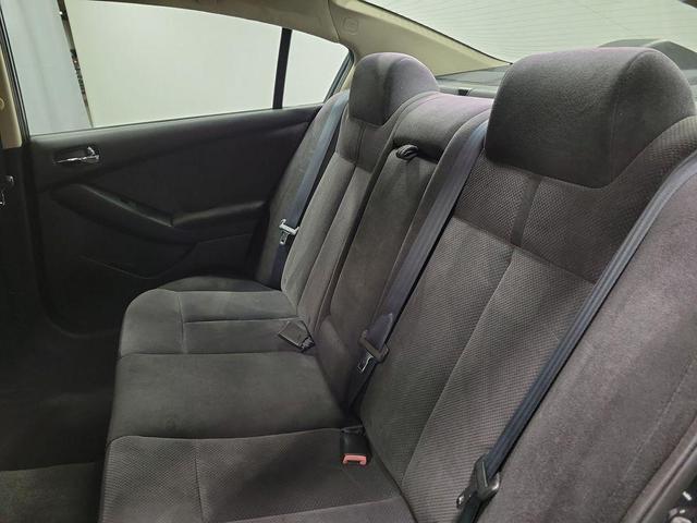 Photo of 2008 Dark Slate Metallic Nissan Altima