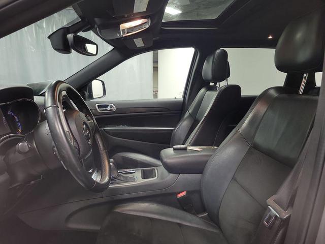 Photo of 2017 Billet Silver Metallic Clearcoat Jeep Grand Cherokee