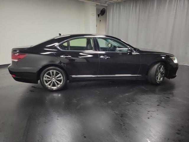 Photo of 2013 Obsidian Lexus LS 460