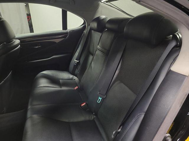 Photo of 2013 Obsidian Lexus LS 460