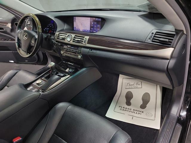Photo of 2013 Obsidian Lexus LS 460