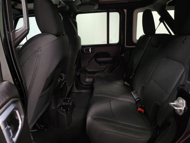 Photo of 2022 Black Clearcoat Jeep Wrangler Unlimited