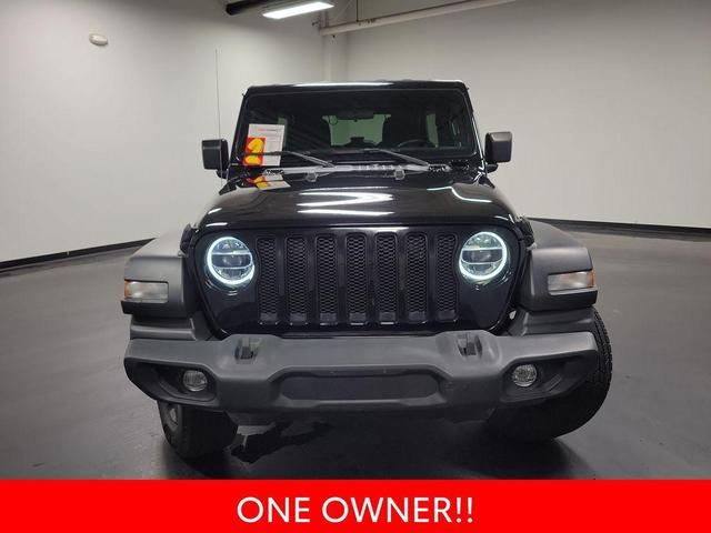 Photo of 2022 Black Clearcoat Jeep Wrangler Unlimited