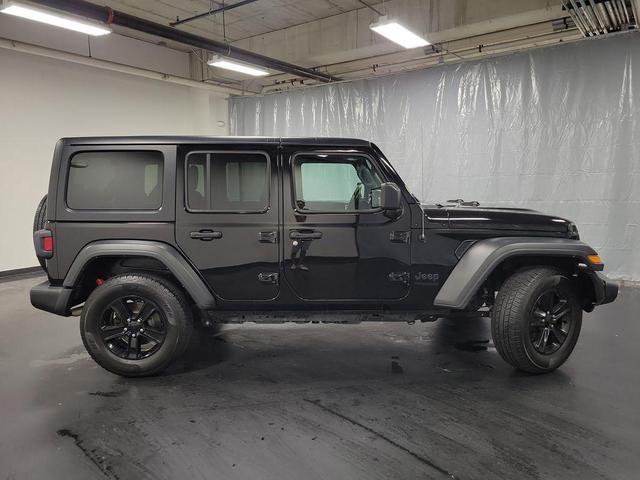 Photo of 2022 Black Clearcoat Jeep Wrangler Unlimited