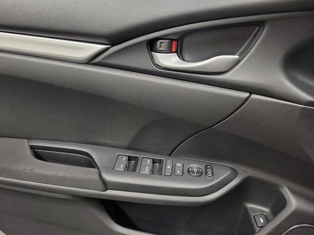 Photo of 2017 Lunar Silver Metallic Honda Civic