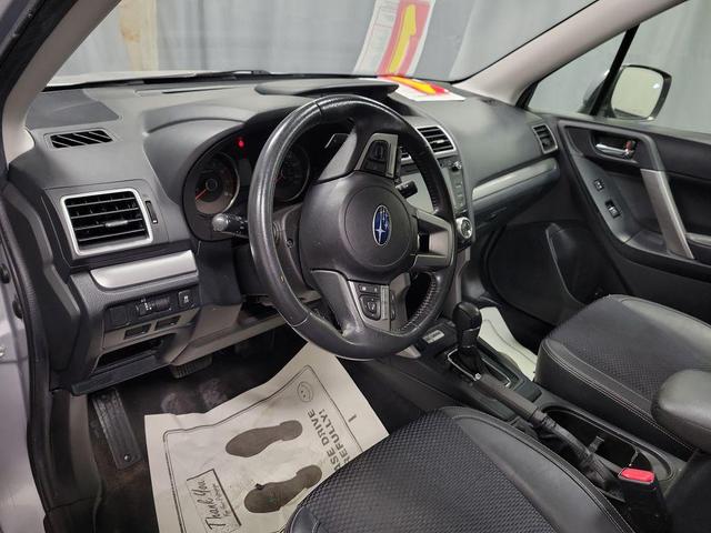 Photo of 2018 Ice Silver Metallic Subaru Forester