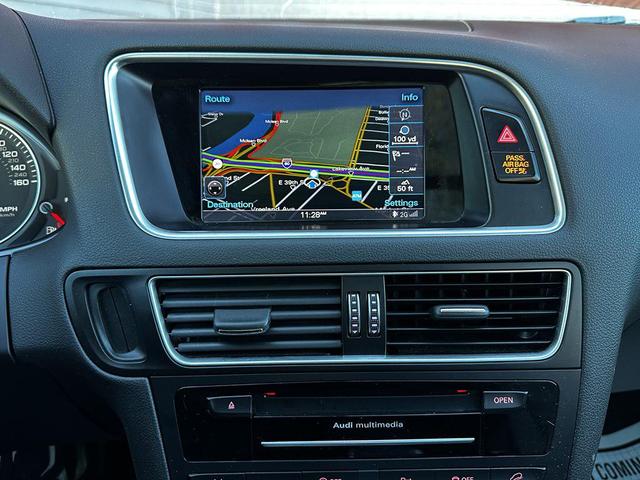 Photo of 2016 WHITE Audi Q5