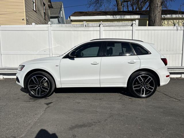 Photo of 2016 WHITE Audi Q5