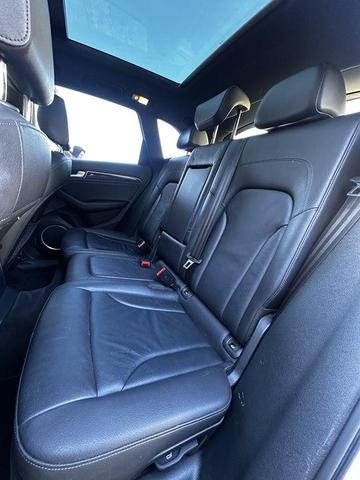 Photo of 2016 WHITE Audi Q5