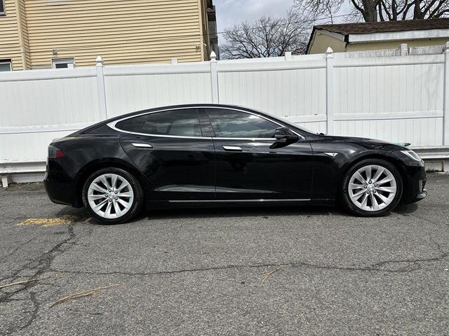 Photo of 2016 BLACK Tesla Model S