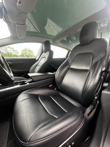 Photo of 2020 Solid Black Tesla Model 3