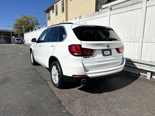 Photo of 2014 WHITE BMW X5