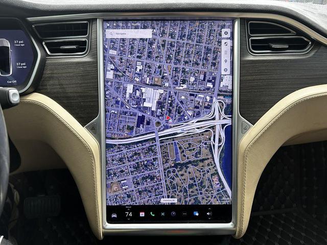 Photo of 2016 BROWN Tesla Model X