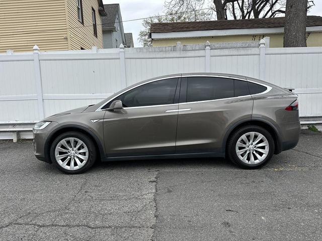 Photo of 2016 BROWN Tesla Model X
