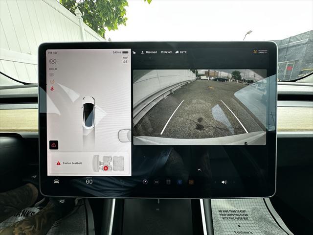 Photo of 2018 Pearl White Multi-Coat Tesla Model 3