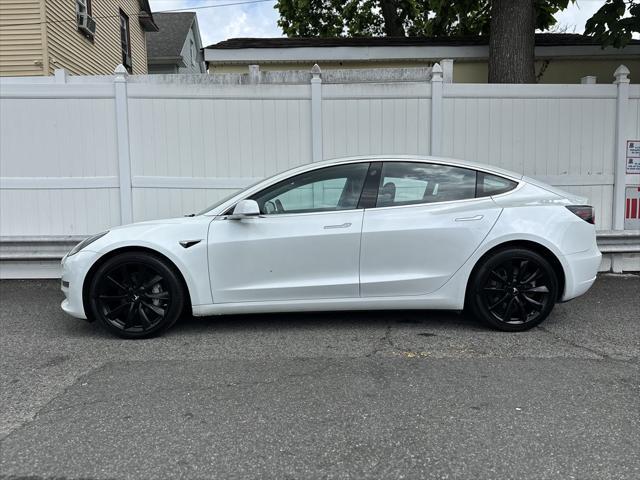 Photo of 2018 Pearl White Multi-Coat Tesla Model 3