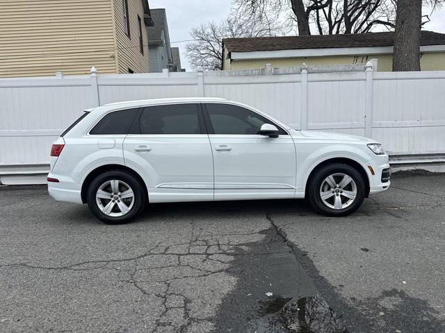 Photo of 2017 WHITE Audi Q7