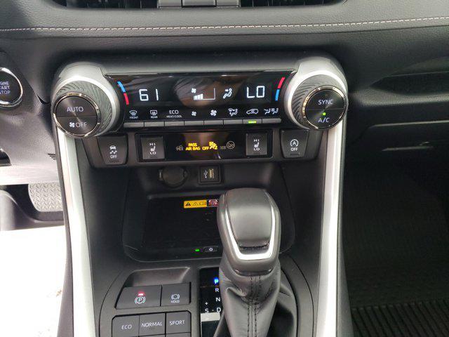 Photo of 2024 Silver Sky Metallic Toyota RAV4