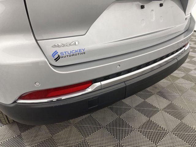 Photo of 2022 Silver Zynith Jeep Grand Cherokee