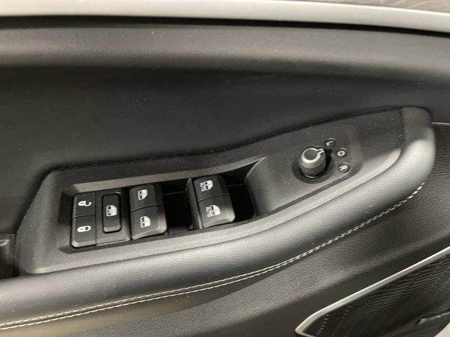 Photo of 2022 Silver Zynith Jeep Grand Cherokee