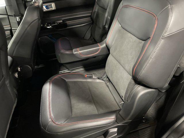 Photo of 2023 Carbonized Gray Metallic Ford Explorer