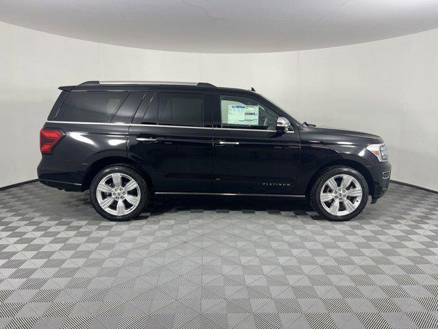 Photo of 2024 Agate Black Metallic Ford Expedition