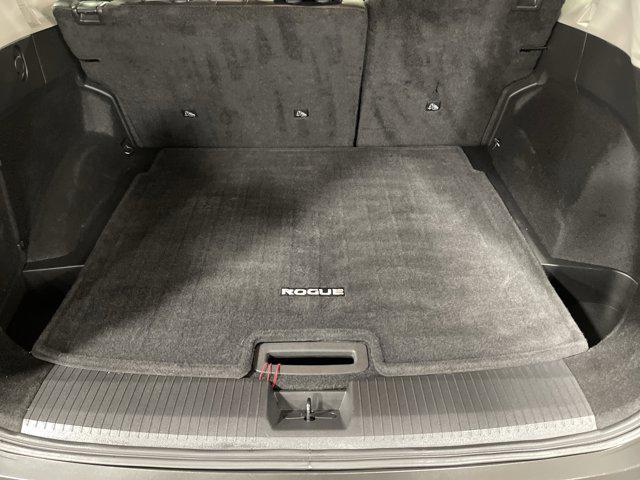 Photo of 2021 Gun Metallic Nissan Rogue