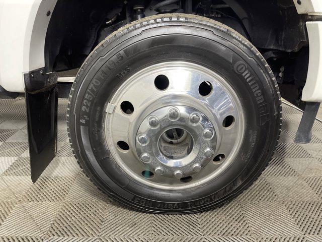 Photo of 2022 Star White Metallic Tri-Coat Ford F-450