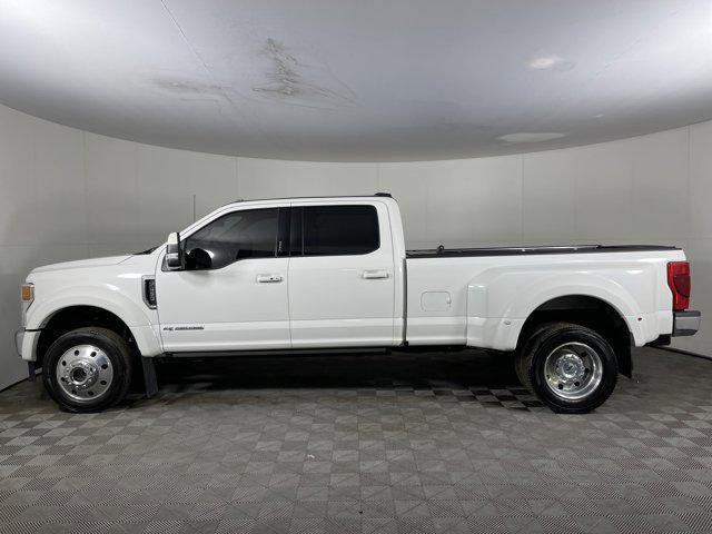 Photo of 2022 Star White Metallic Tri-Coat Ford F-450