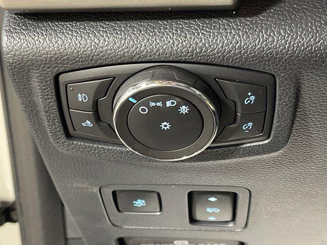 Photo of 2022 Star White Metallic Tri-Coat Ford F-450