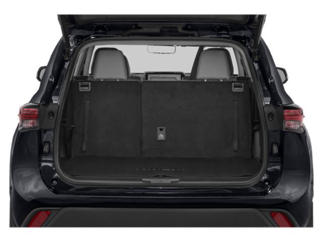 Photo of 2023 Wind Chill Pearl Toyota Highlander Hybrid