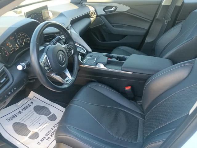 Photo of 2022 Platinum White Pearl Acura TLX