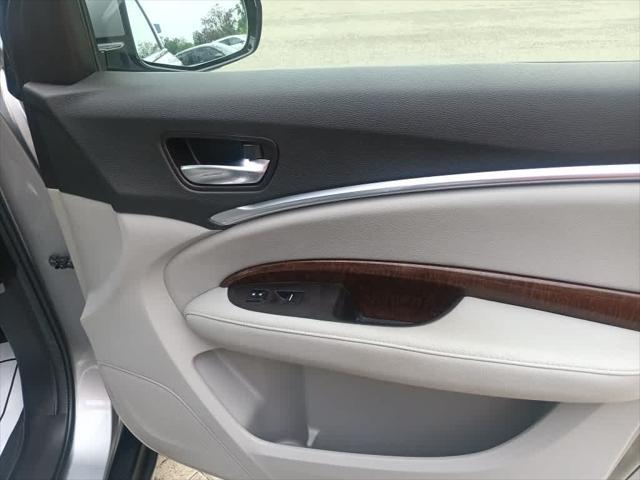 Photo of 2020 Lunar Silver Metallic Acura MDX
