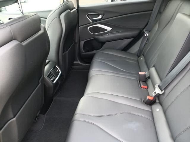 Photo of 2024 Platinum White Pearl Acura RDX