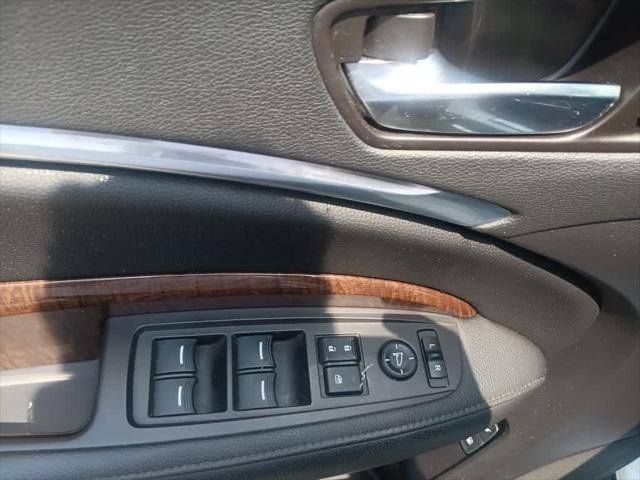 Photo of 2019 White Diamond Pearl Acura MDX