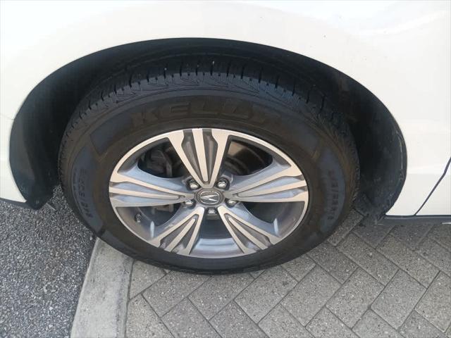 Photo of 2019 White Diamond Pearl Acura MDX