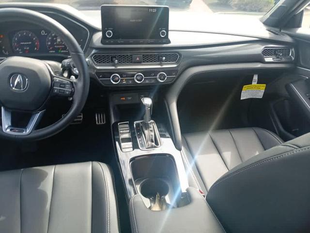 Photo of 2025 Platinum White Pearl Acura Integra