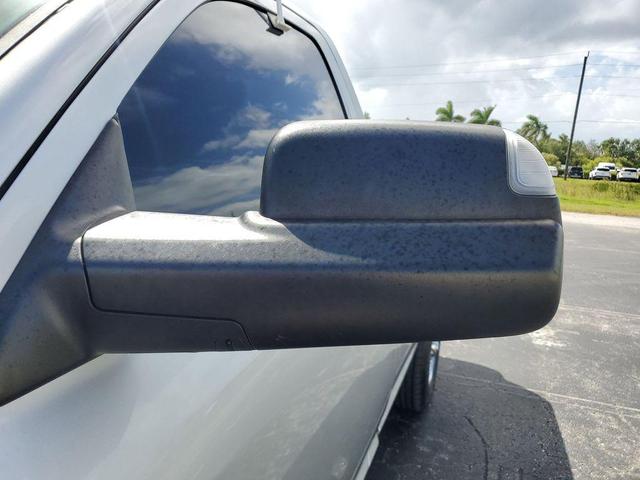 Photo of 2018 Bright Silver Metallic Clearcoat RAM 3500